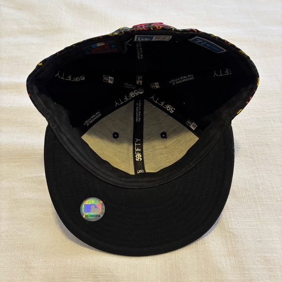 New Era Kansas City Royals Multi-Colored MLB Logo Fitted Hat - Picture 6 of 7